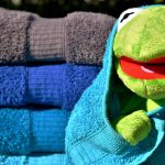 Towel Day: Eine Hommage an Douglas Adams und das Handtuch am 25. Mai